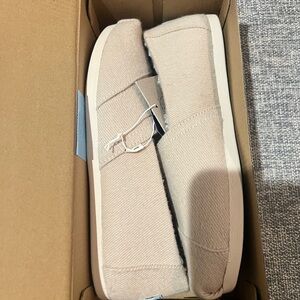 Toms Light Tan Canvas Slip-Ons
